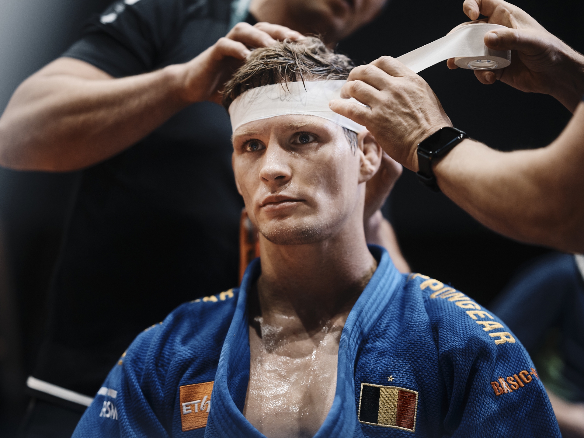 20250615_Ippongear_JudoWorldChampionships_Day04_b_mhaupt_1694 Judo athlete preparing backstage at 2025 World Championships Budapest - intimate sports photography